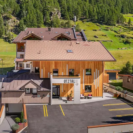 Garni Oetztal & Aparts Πανσιόν Ζόλντεν