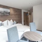 Garni Oetztal & Aparts Pensionat