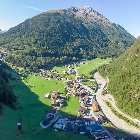 Garni Oetztal & Aparts Gæstehus Sölden