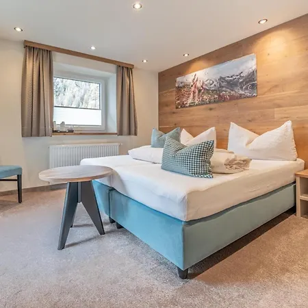 Penzion Garni Oetztal & Aparts 3*